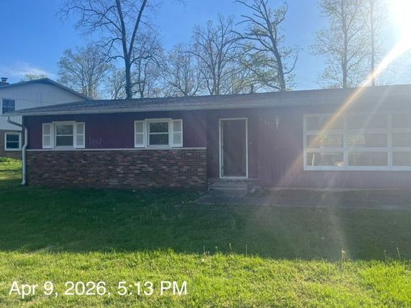 501 Country Club Lane , Carterville, IL 62918