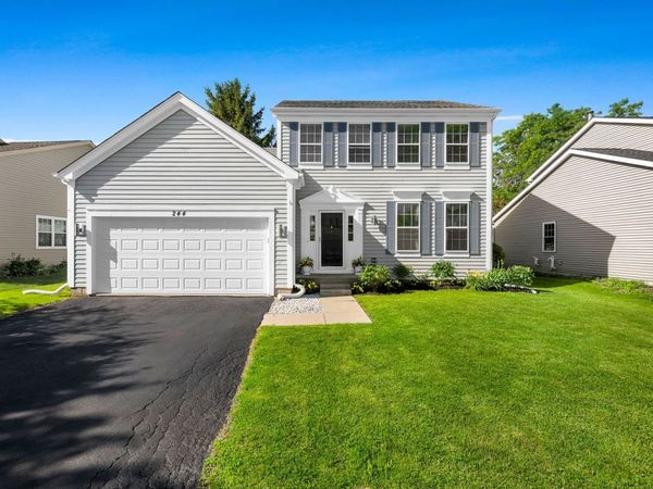 244 Buckingham Drive , Grayslake, IL 60030