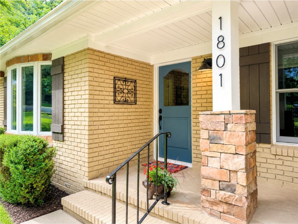 1801 N Applebury Place, Fayetteville, AR 72701 Main Photo