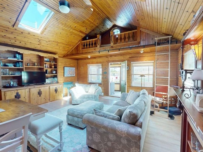 2103 County Road 210, Fremont, OH 43420 Photo 12