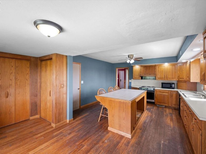 14245 W SR 163, Oak Harbor, OH 43449 Photo 10