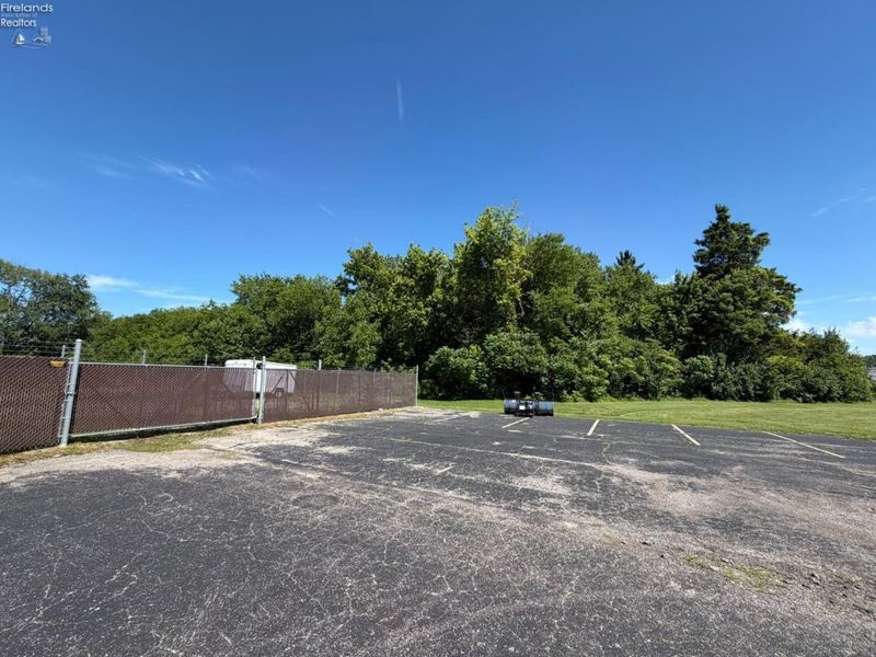2055 Cleveland Road, Sandusky, OH 44870 Photo 34
