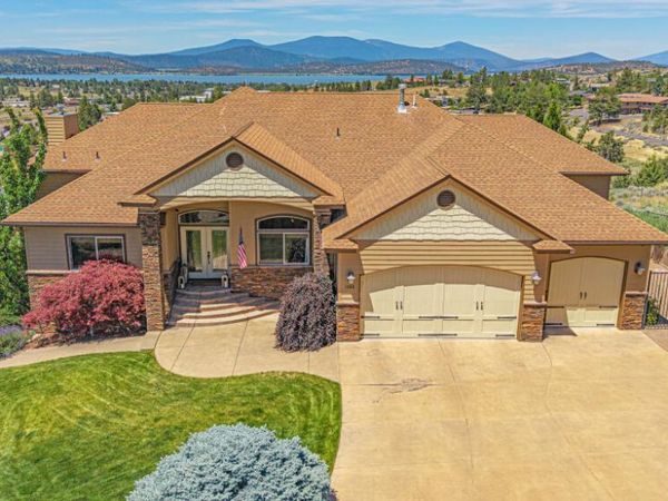 1354 Ridgecrest Drive, Klamath Falls, OR 97601