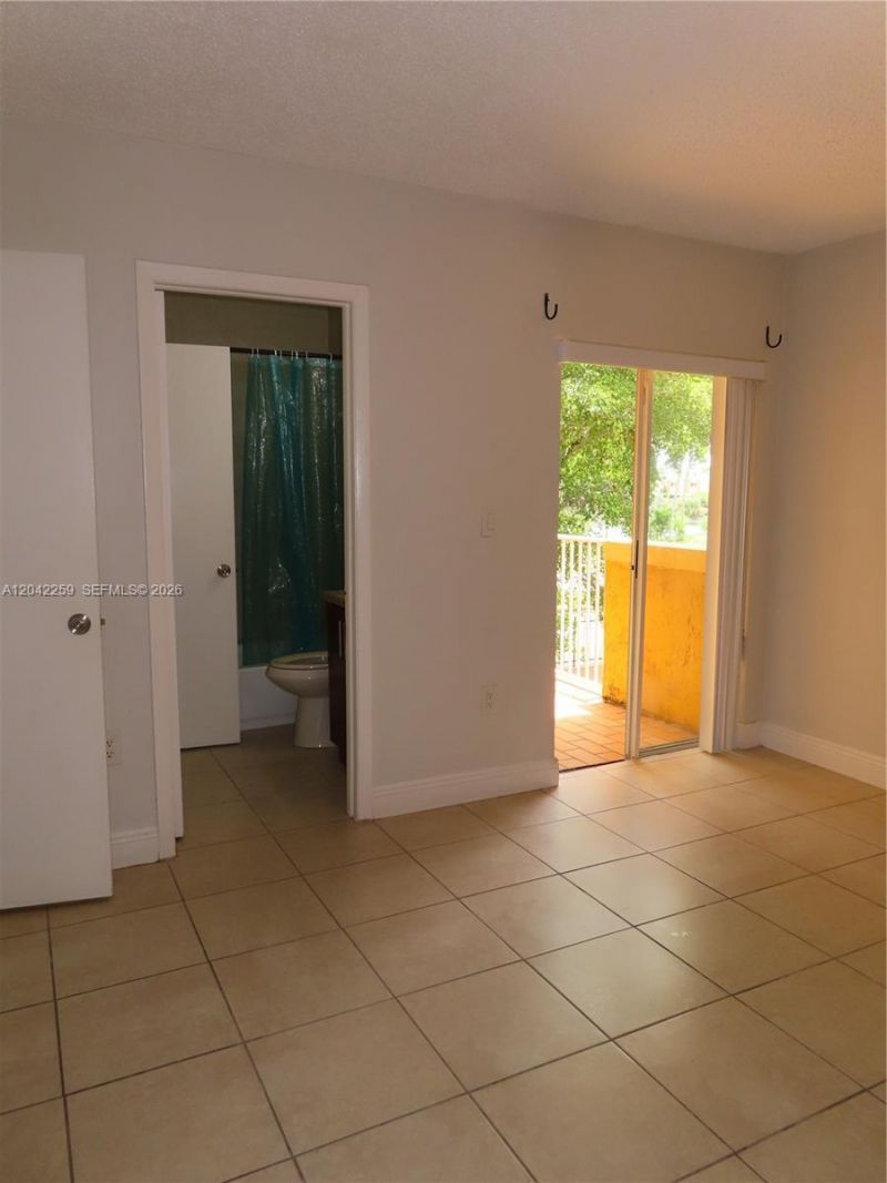 13894 SW 65th Ter , Unit 12, Miami, FL 33183 Photo