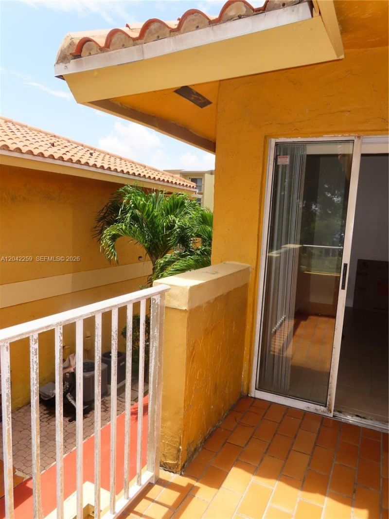 13894 SW 65th Ter , Unit 12, Miami, FL 33183 Photo