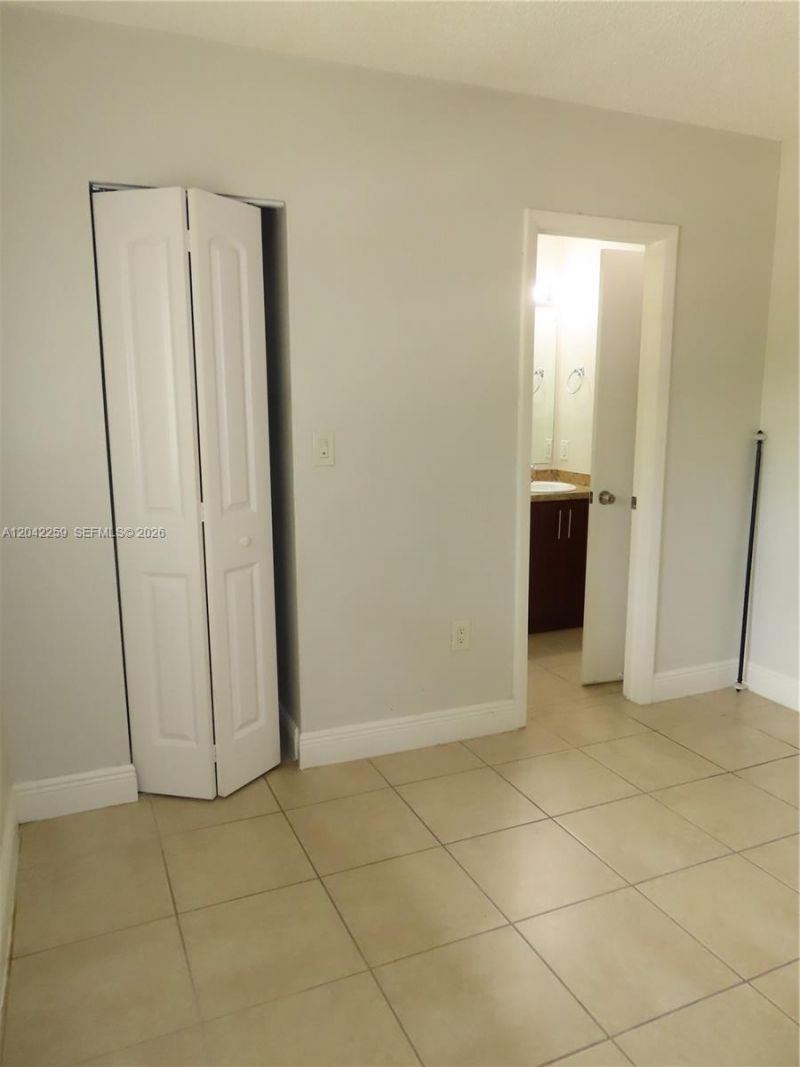13894 SW 65th Ter , Unit 12, Miami, FL 33183 Photo