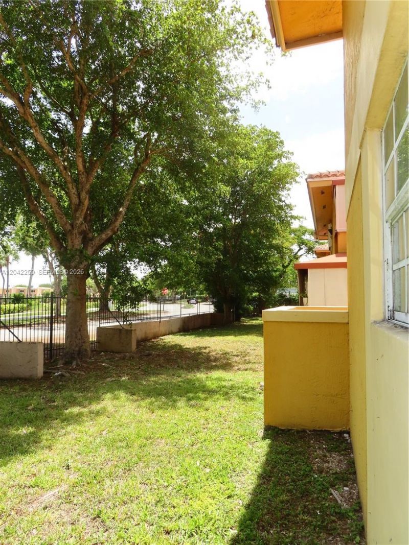 13894 SW 65th Ter , Unit 12, Miami, FL 33183 Photo