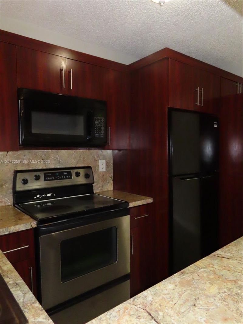 13894 SW 65th Ter , Unit 12, Miami, FL 33183 Photo