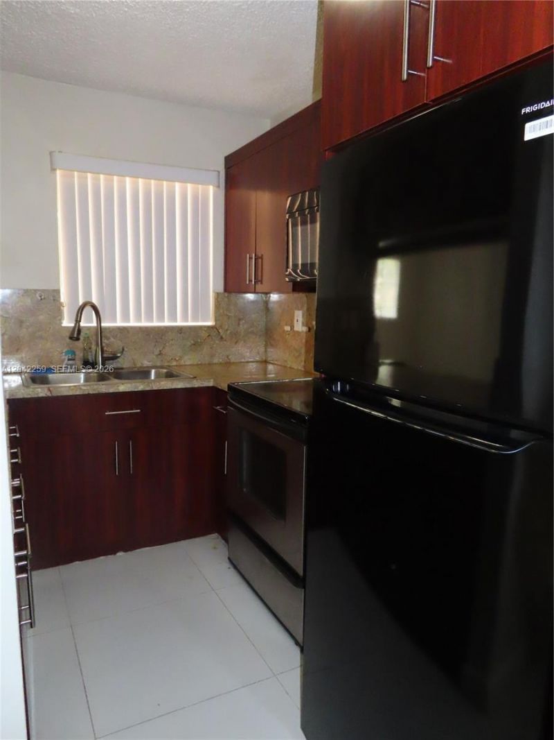 13894 SW 65th Ter , Unit 12, Miami, FL 33183 Photo