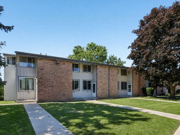 1444 Big Bend Rd, Unit C, Waukesha, WI 53189