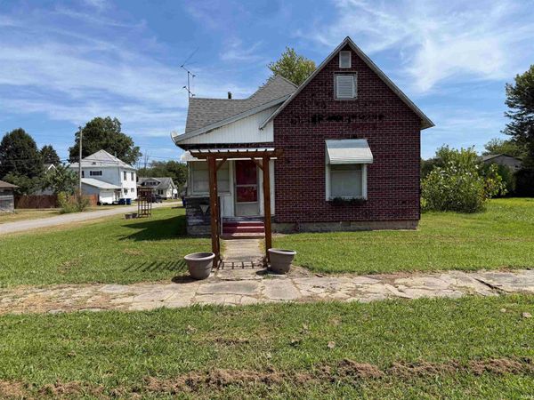 602 S Lawton Street, Jasonville, IN 47438