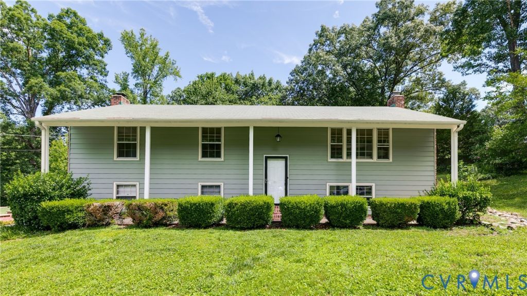 9110 Brucewood Drive, North Chesterfield, VA 23235 Main Photo