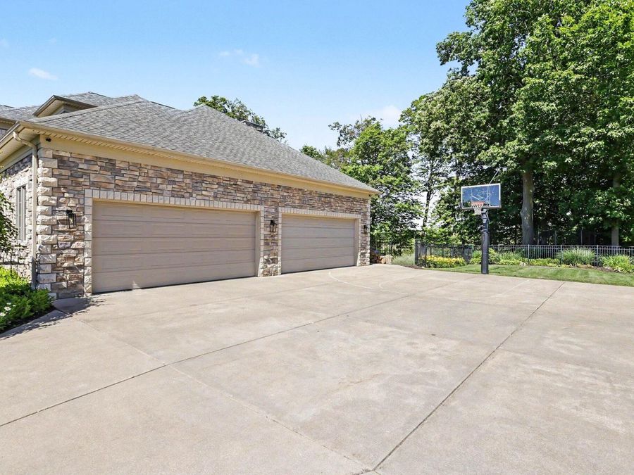 Property Image 61