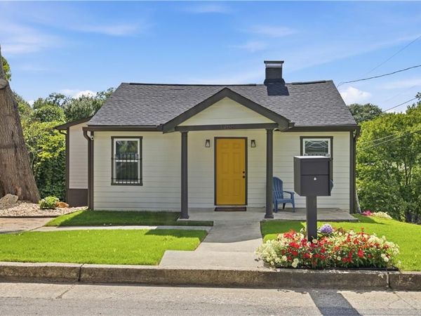 1756 Mary George Avenue NW, Atlanta, GA 30318