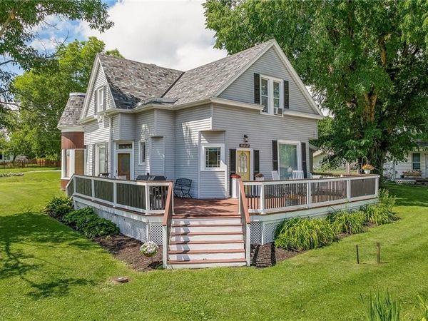 500 W Nodaway Street, Oregon, MO 64473