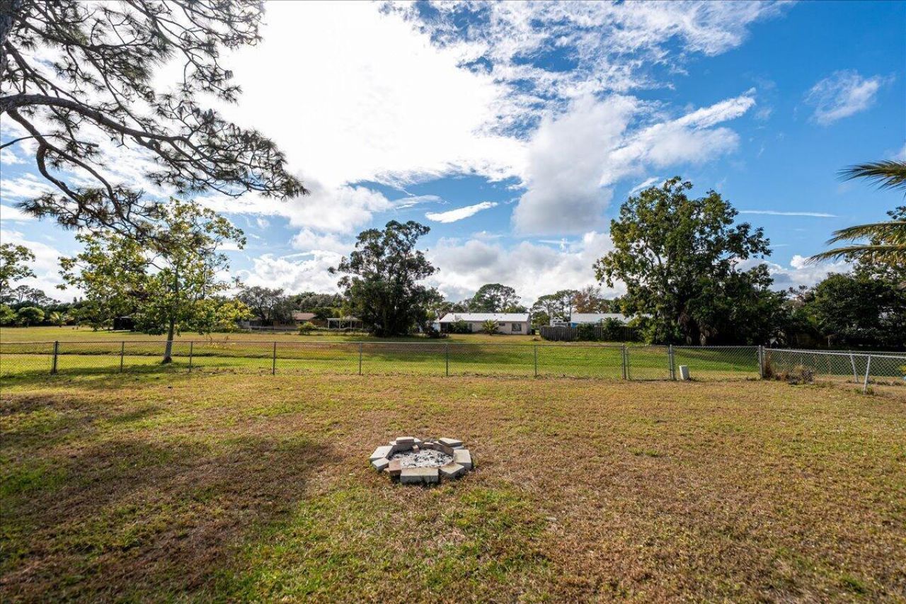 1969 SE Redwing Circle, Port Saint Lucie, FL 34952 Photo