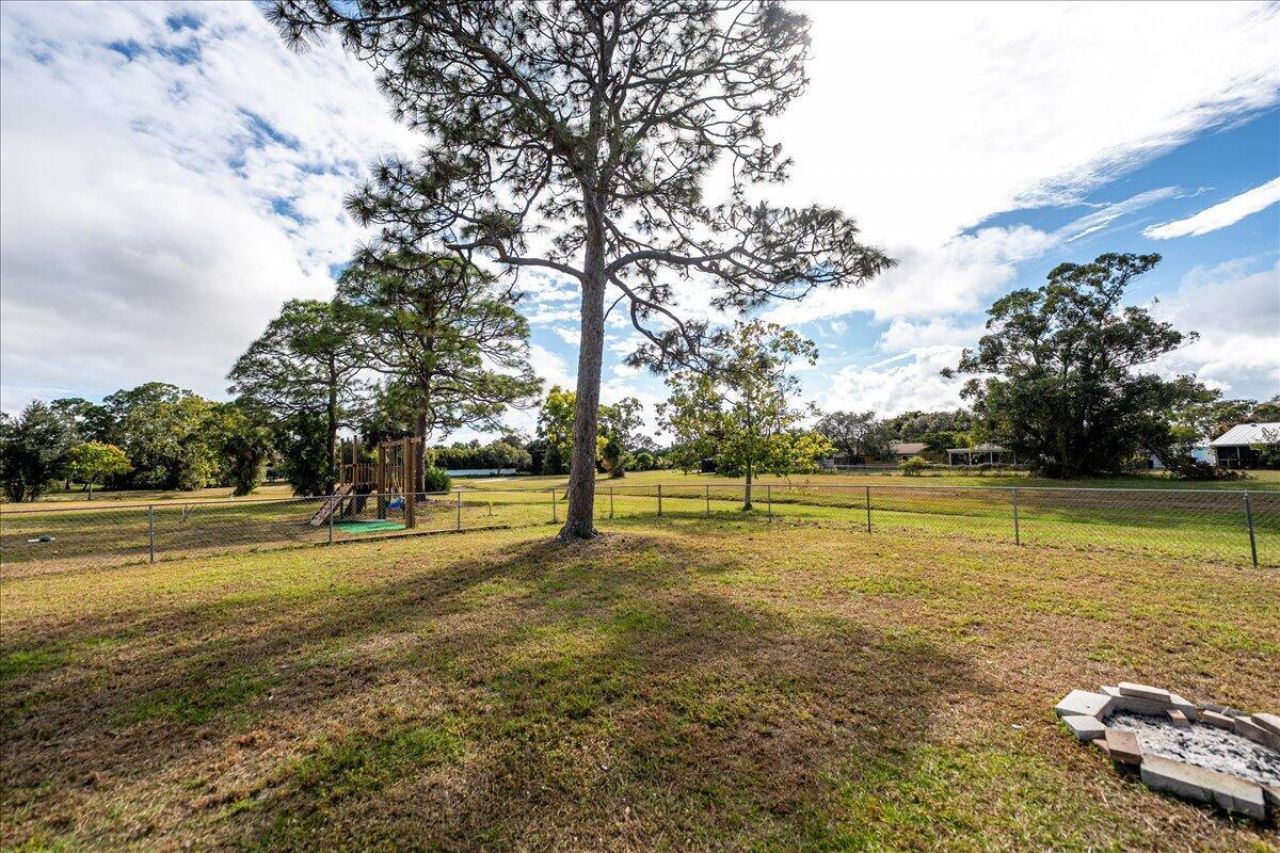 1969 SE Redwing Circle, Port Saint Lucie, FL 34952 Photo