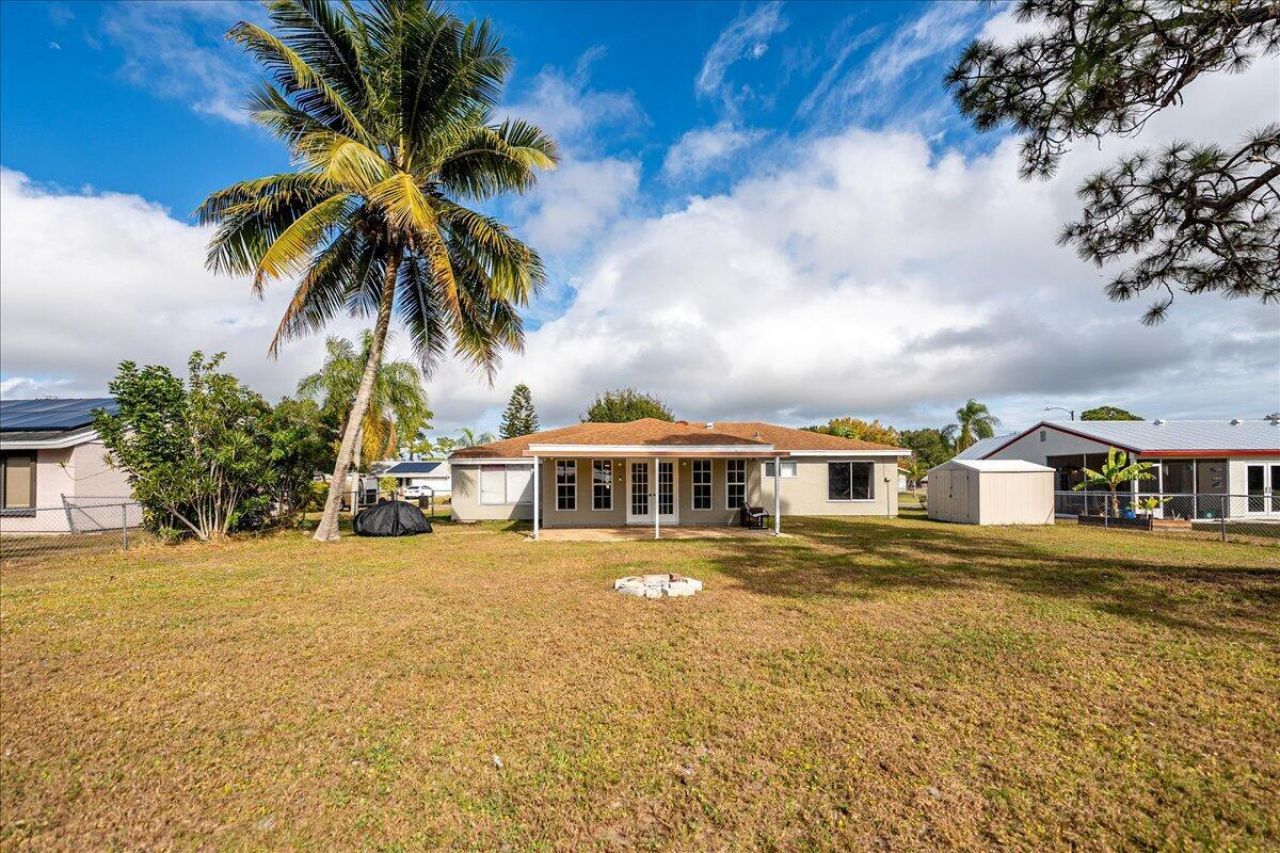 1969 SE Redwing Circle, Port Saint Lucie, FL 34952 Photo