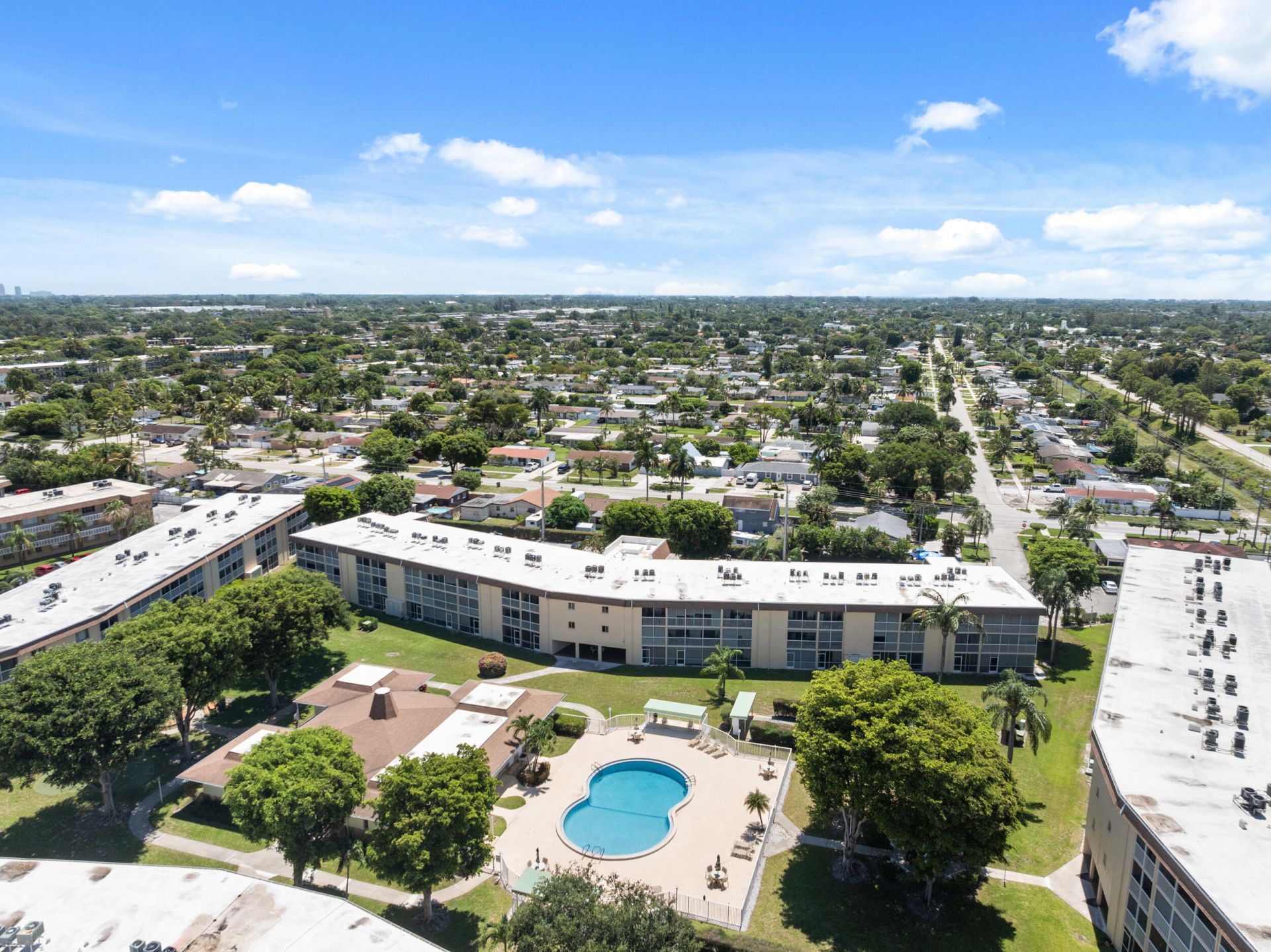 200 Village Green Circle E, Unit 206, Palm Springs, FL 33461 Photo