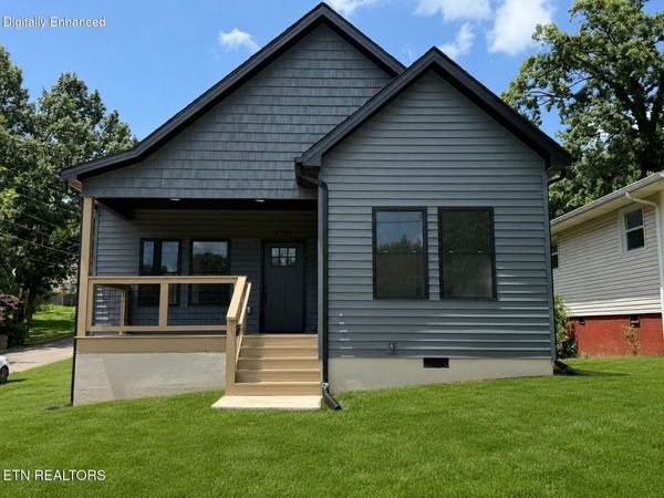 2701 Spencer St, Knoxville, TN 37917