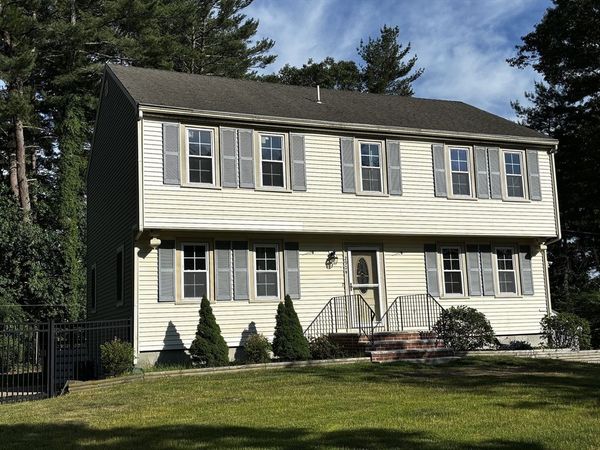 290 Center St, Unit 2, Pembroke, MA 02359