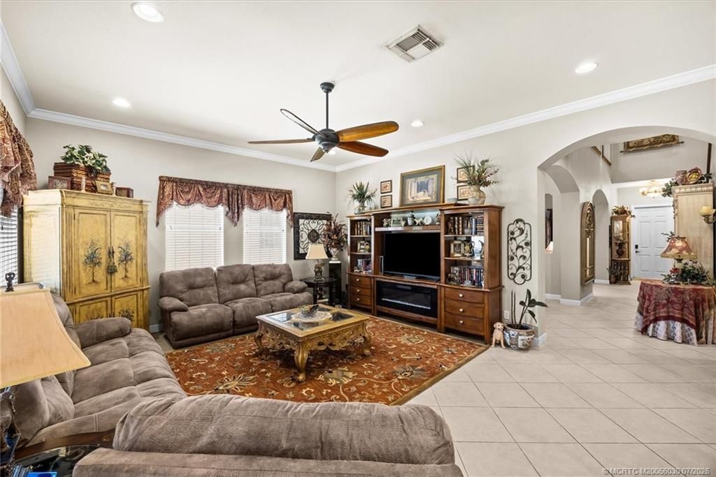 5718 SW Bald Eagle Drive, Palm City, FL 34990 Photo