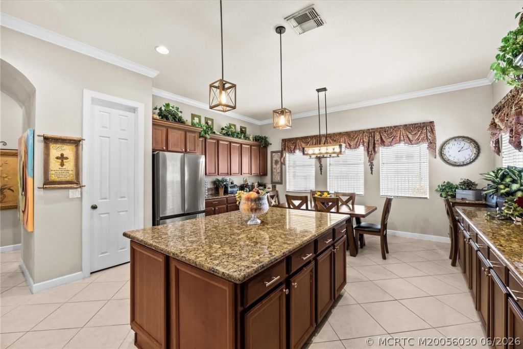 5718 SW Bald Eagle Drive, Palm City, FL 34990 Photo