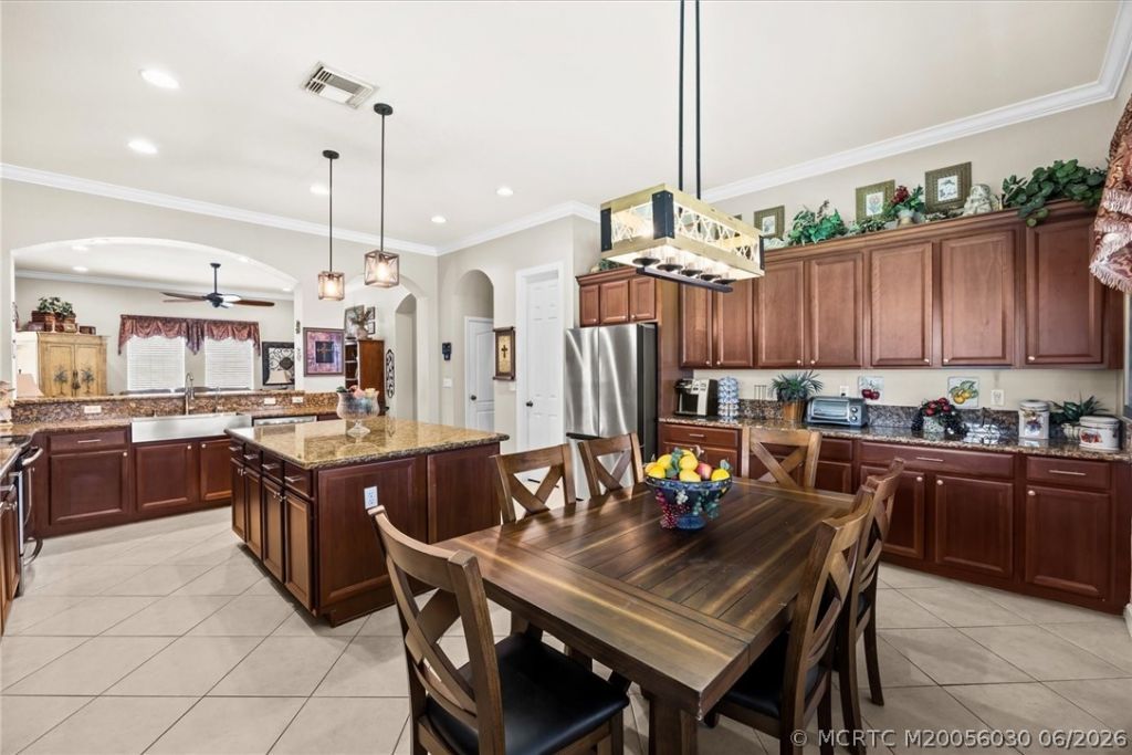 5718 SW Bald Eagle Drive, Palm City, FL 34990 Photo
