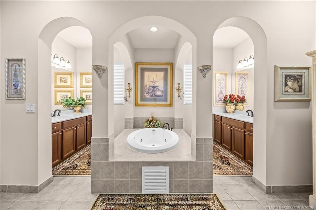 5718 SW Bald Eagle Drive, Palm City, FL 34990 Photo