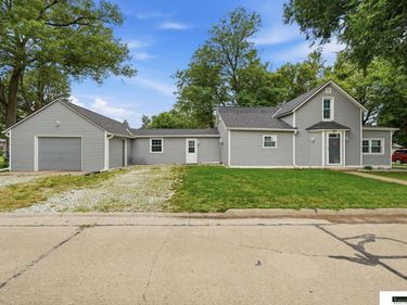 601 A Street, Utica, NE 68456