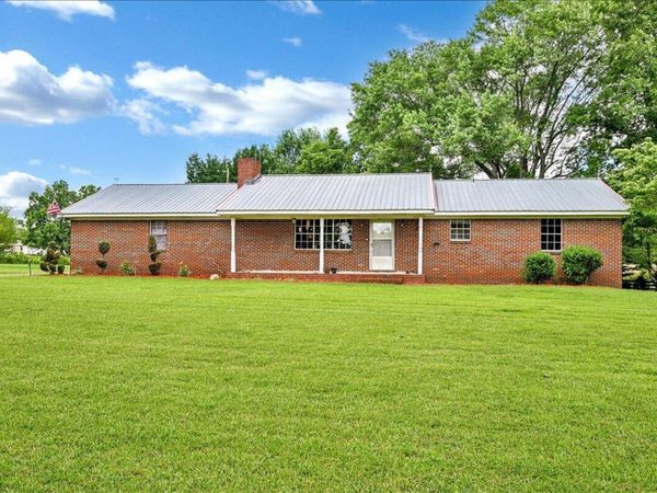 4915 COUNTY ROAD 1223, Falkville, AL 35622