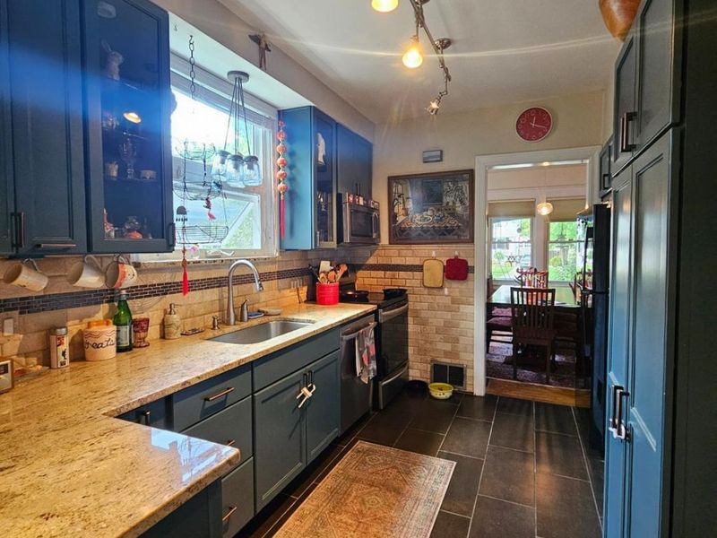 6304 Orchard Lane, Cincinnati, OH 45213 Photo 6
