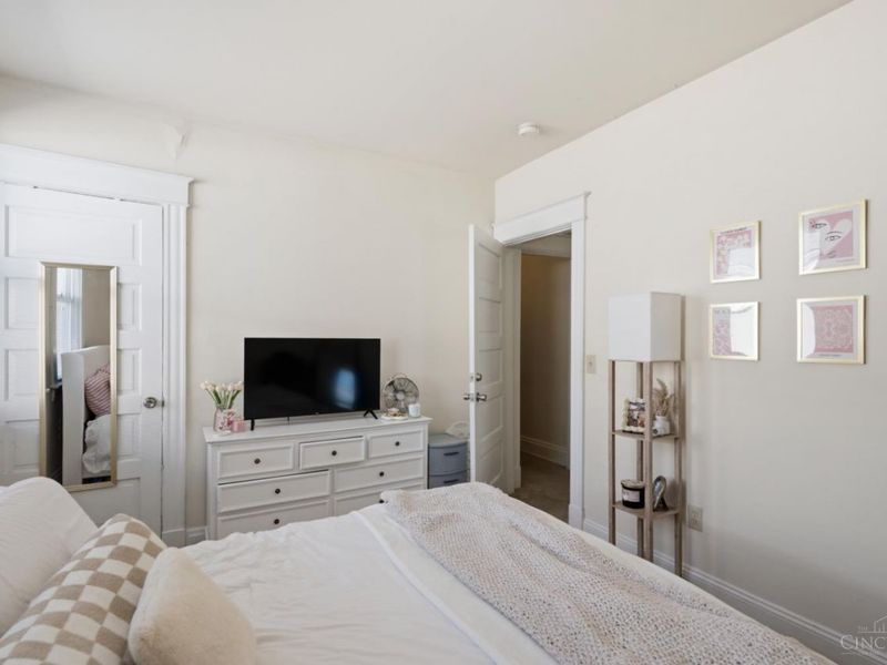 218 Donahue Street, Cincinnati, OH 45219 Photo 7