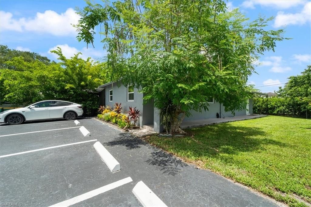 3365 Estey Ave, Naples, FL 34104 Photo