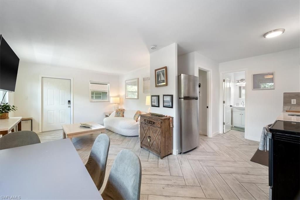 3365 Estey Ave, Naples, FL 34104 Photo