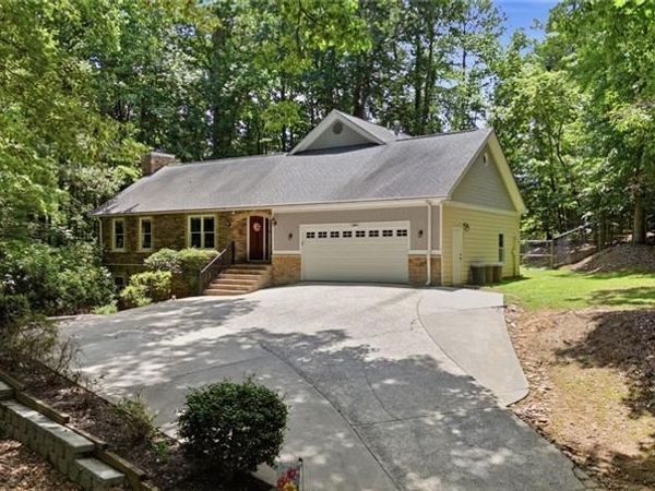 5855 Wills Lake Road, Cumming, GA 30040