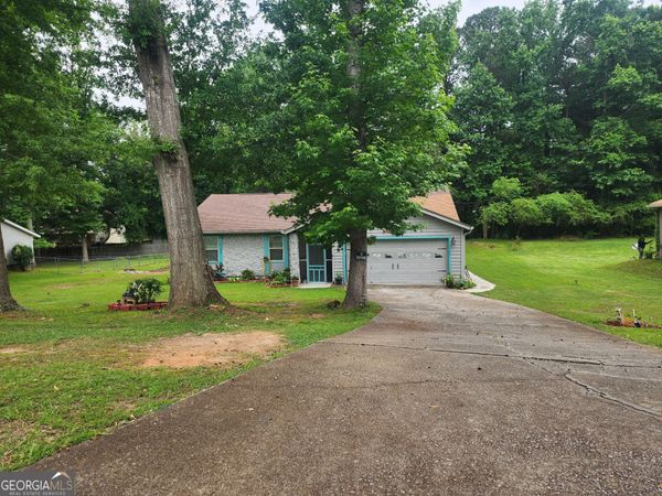 1127 Pond Ridge Drive, Riverdale, GA 30296