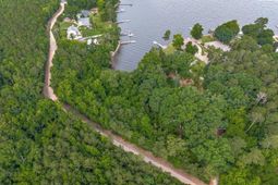 1600 Wildwood Cove Road  photo 4