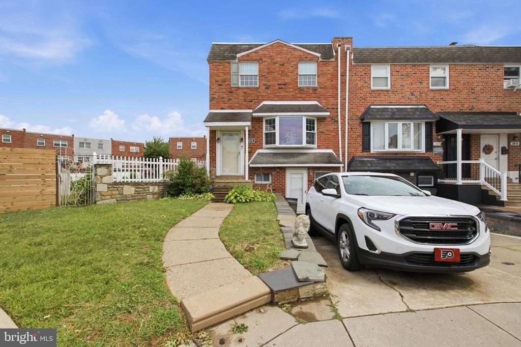 3074 Secane Place, Philadelphia, PA 19154 Main Photo