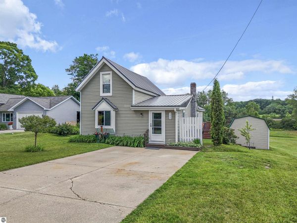 446 Whaley Street, Cadillac, MI 49601