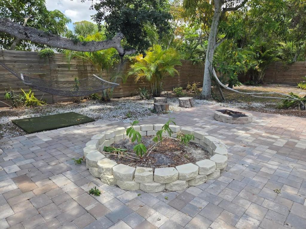 859 Patterson Drive, Sarasota, FL 34234 Photo