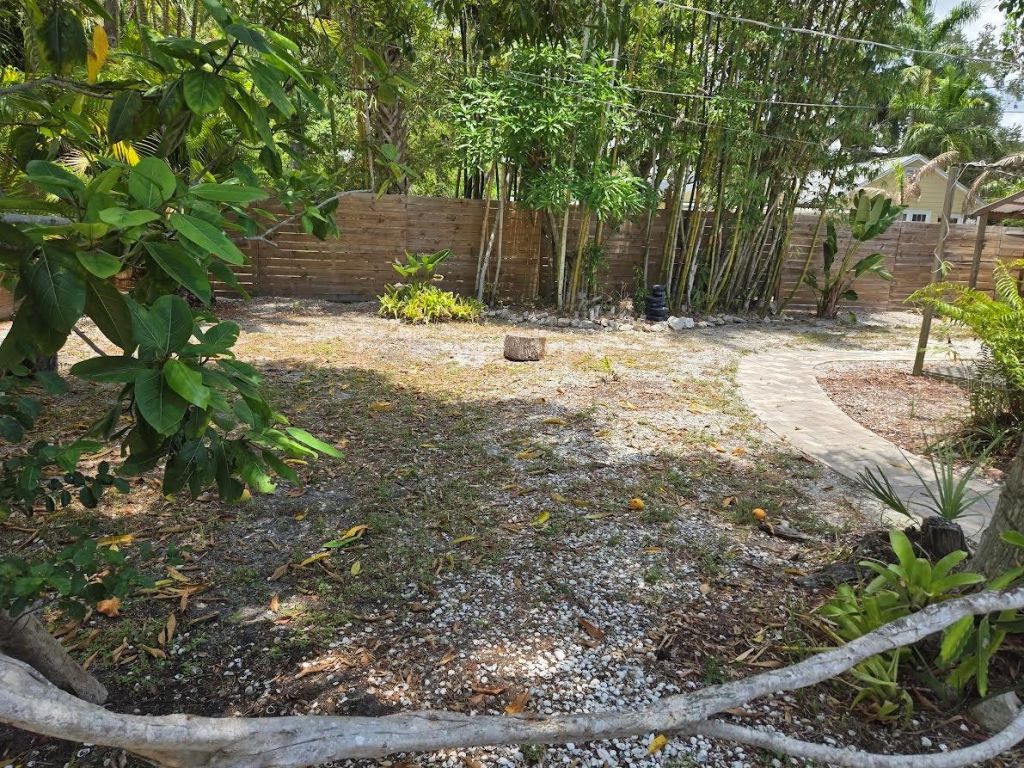 859 Patterson Drive, Sarasota, FL 34234 Photo