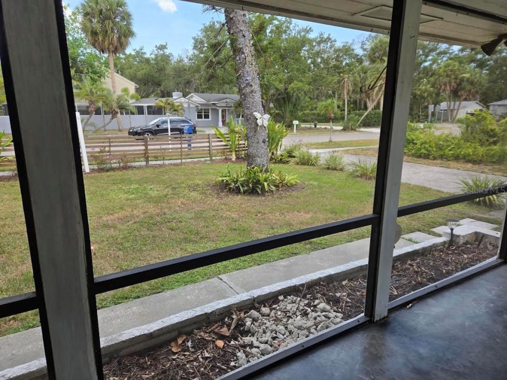859 Patterson Drive, Sarasota, FL 34234 Photo