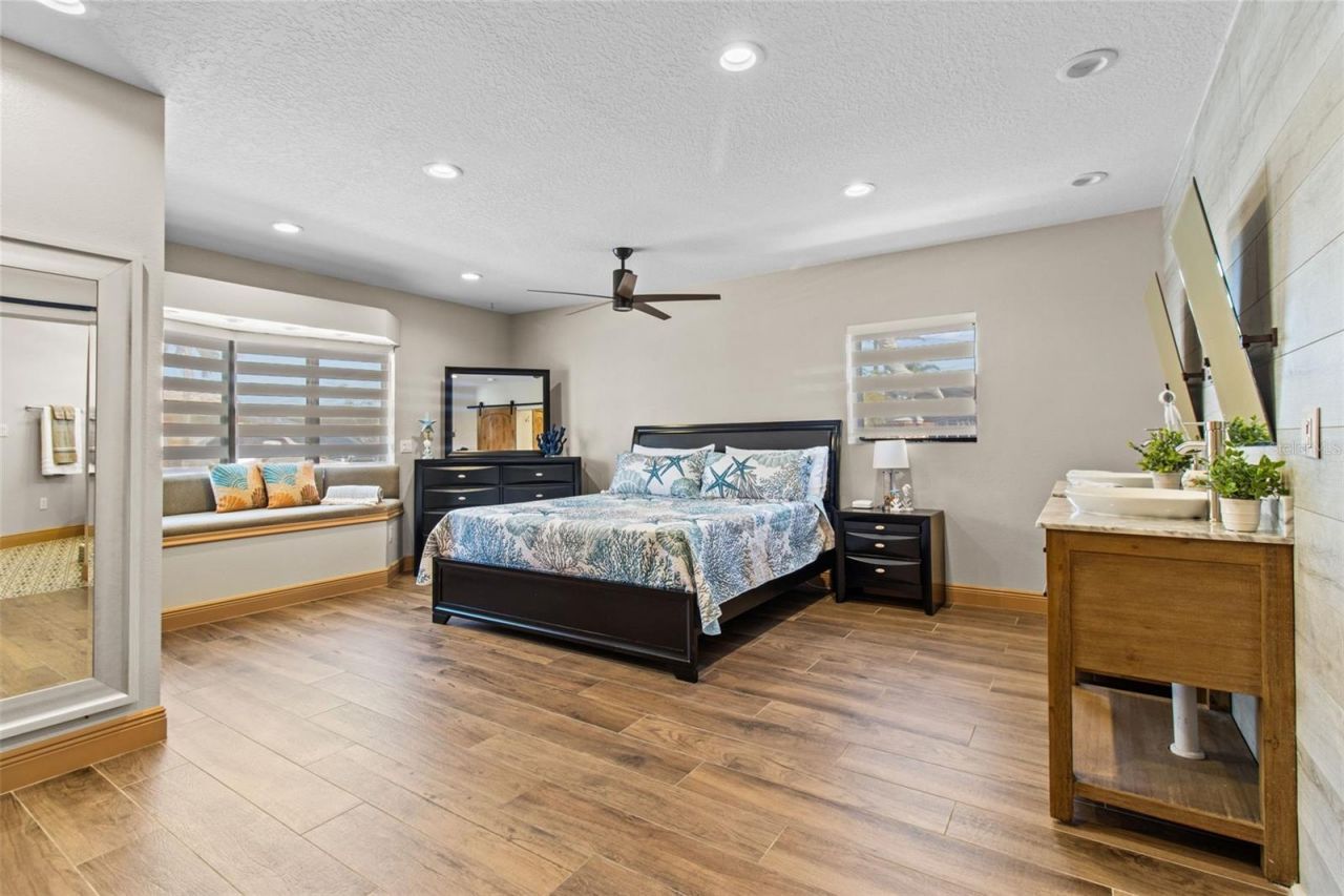 357 La Hacienda Drive, Indian Rocks Beach, FL 33785 Photo