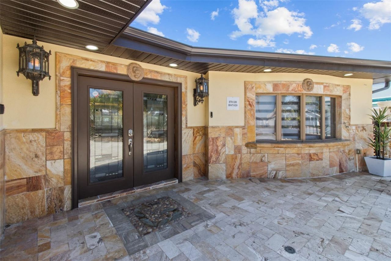 357 La Hacienda Drive, Indian Rocks Beach, FL 33785 Photo