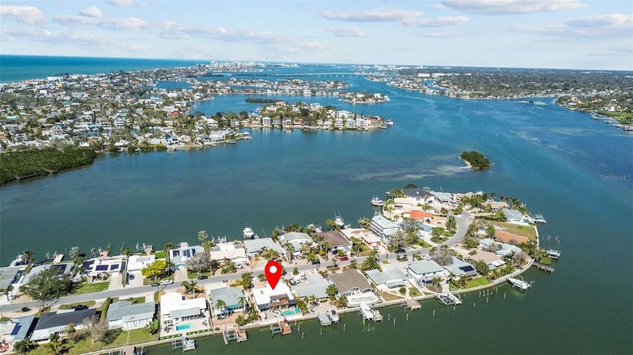 357 La Hacienda Drive, Indian Rocks Beach, FL 33785 Photo
