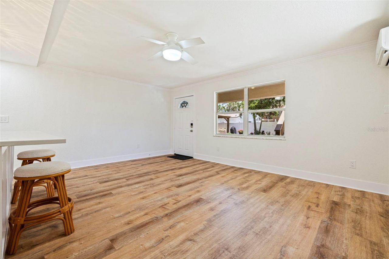 109 16th Avenue, Unit 3, Indian Rocks Beach, FL 33785 Photo
