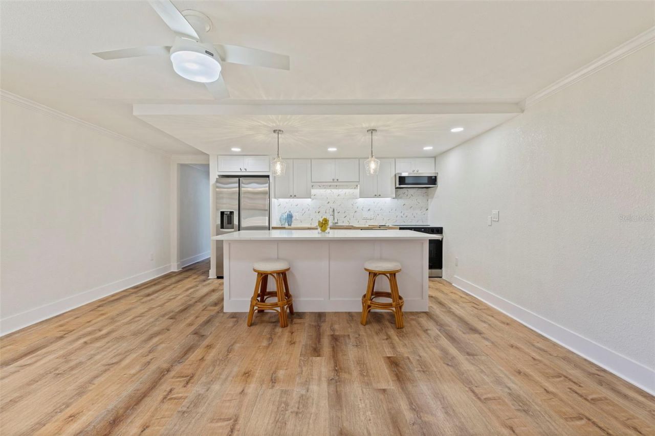 109 16th Avenue, Unit 3, Indian Rocks Beach, FL 33785 Photo