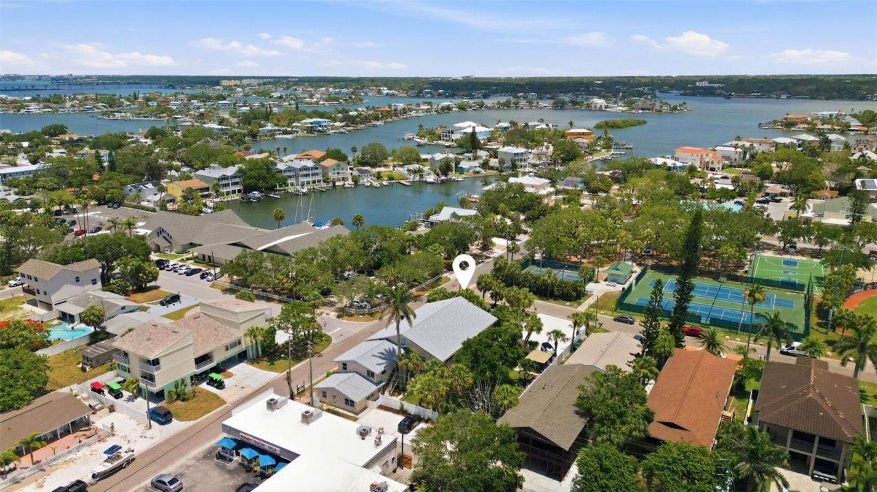 109 16th Avenue, Unit 3, Indian Rocks Beach, FL 33785 Photo