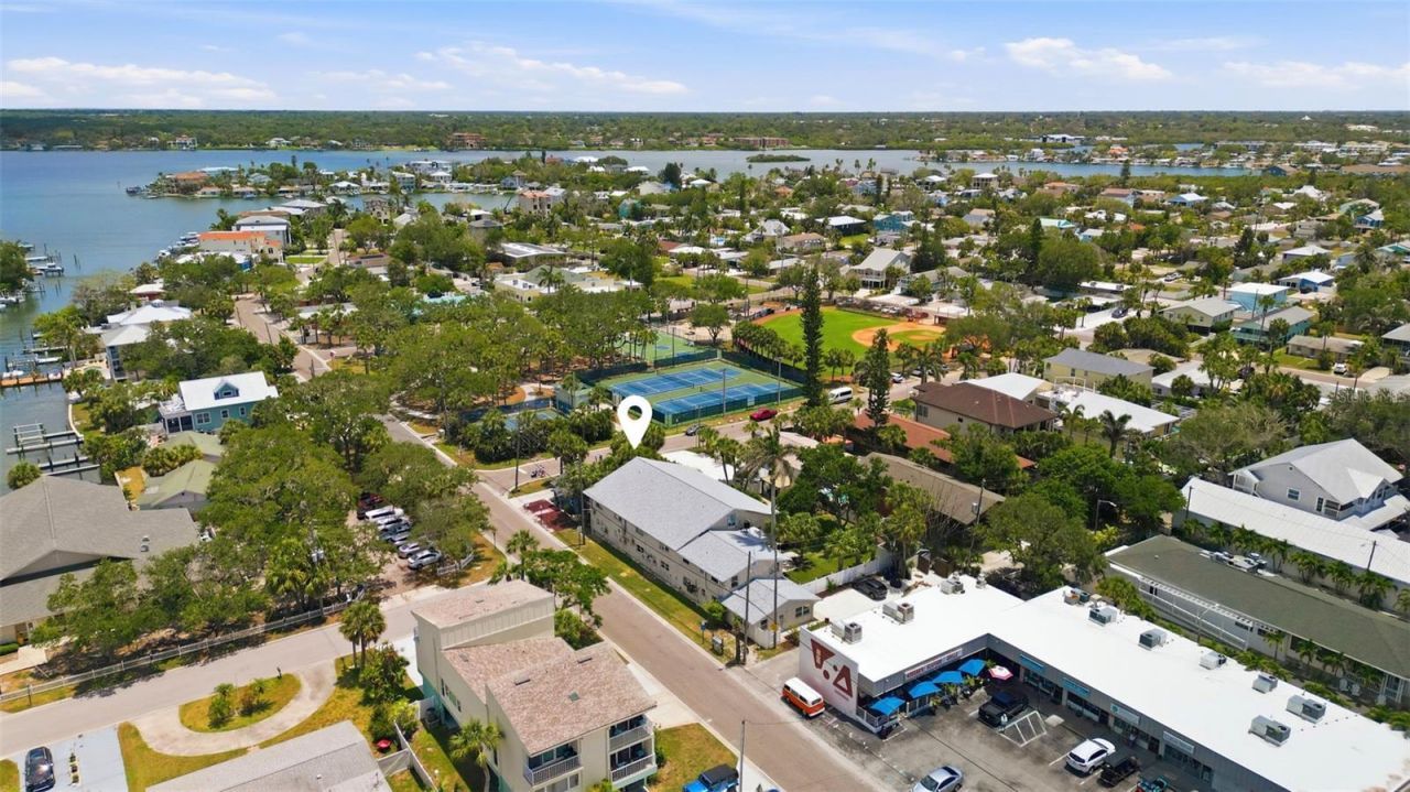 109 16th Avenue, Unit 3, Indian Rocks Beach, FL 33785 Photo